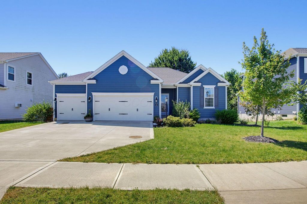 165 Balderson Drive, Pickerington, OH 43147