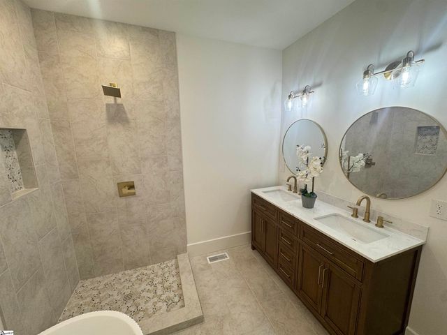 34 Nora Drive, Greenville, SC 29609