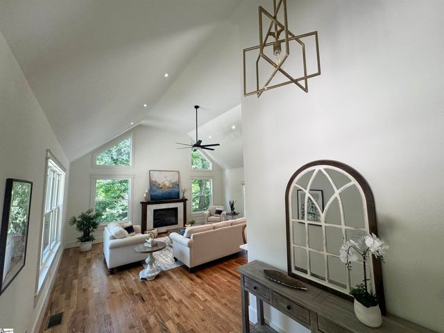 34 Nora Drive, Greenville, SC 29609