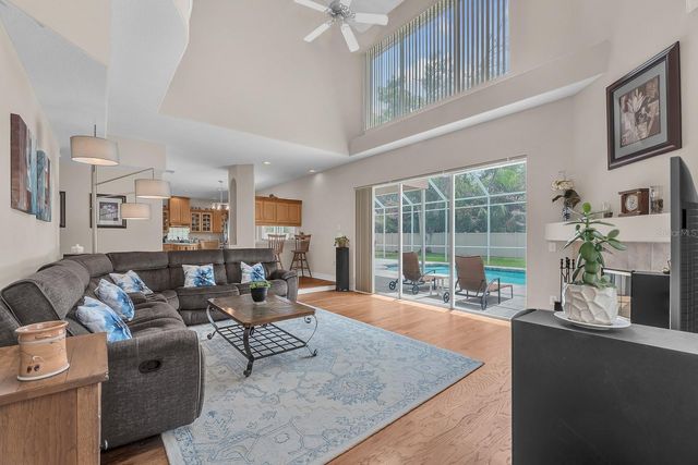 8805 CROSS LANDING LANE, Riverview, FL 33578