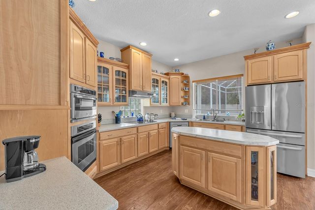 8805 CROSS LANDING LANE, Riverview, FL 33578