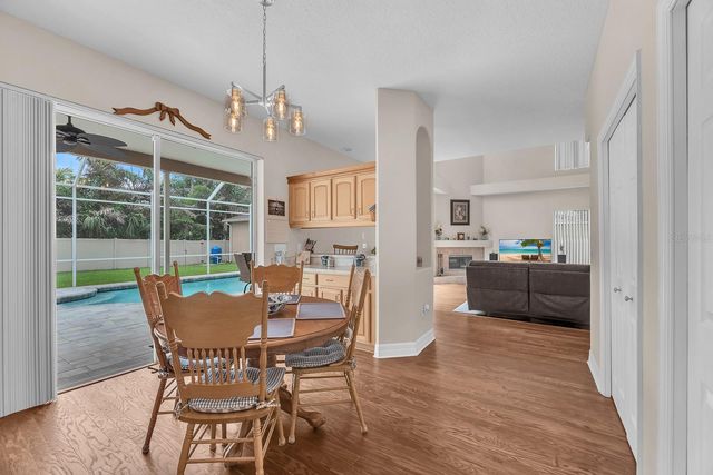8805 CROSS LANDING LANE, Riverview, FL 33578