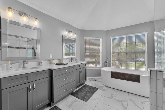 8805 CROSS LANDING LANE, Riverview, FL 33578