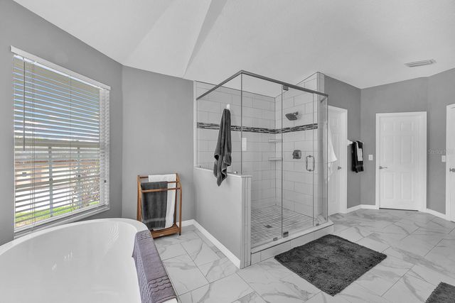 8805 CROSS LANDING LANE, Riverview, FL 33578