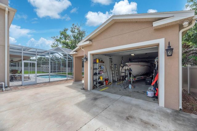 8805 CROSS LANDING LANE, Riverview, FL 33578