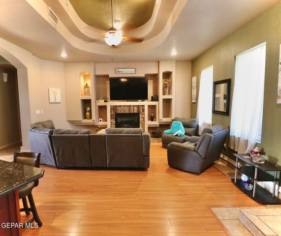11304 MENLO Avenue, El Paso, TX 79936