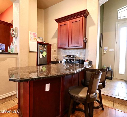 11304 MENLO Avenue, El Paso, TX 79936