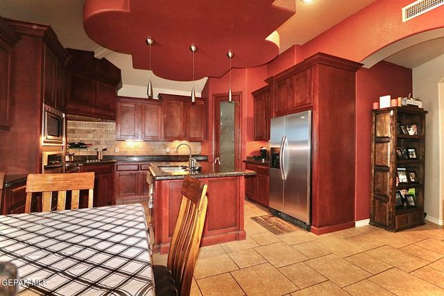 11304 MENLO Avenue, El Paso, TX 79936
