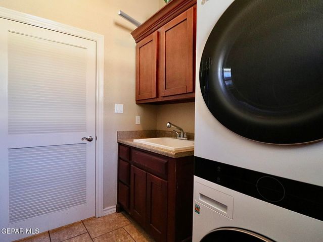 11304 MENLO Avenue, El Paso, TX 79936