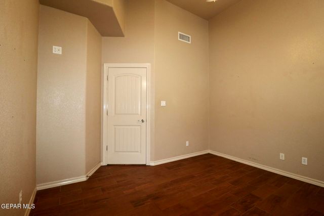 11304 MENLO Avenue, El Paso, TX 79936