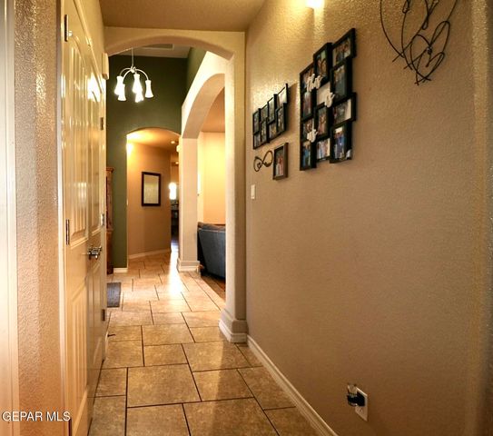 11304 MENLO Avenue, El Paso, TX 79936