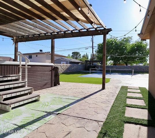 11304 MENLO Avenue, El Paso, TX 79936