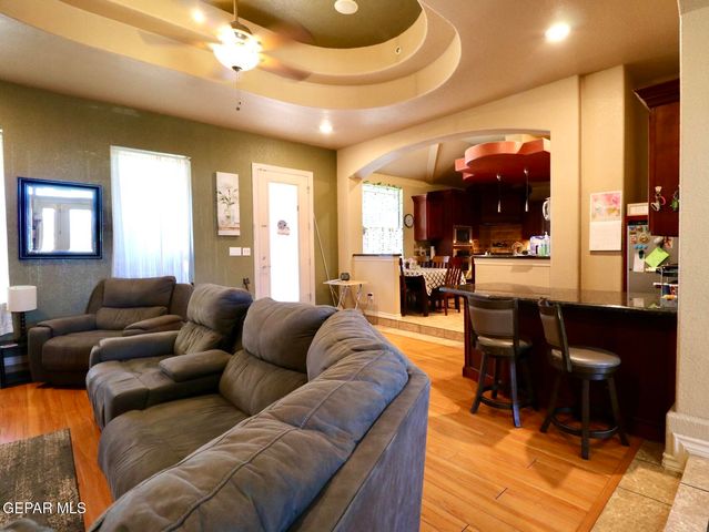 11304 MENLO Avenue, El Paso, TX 79936