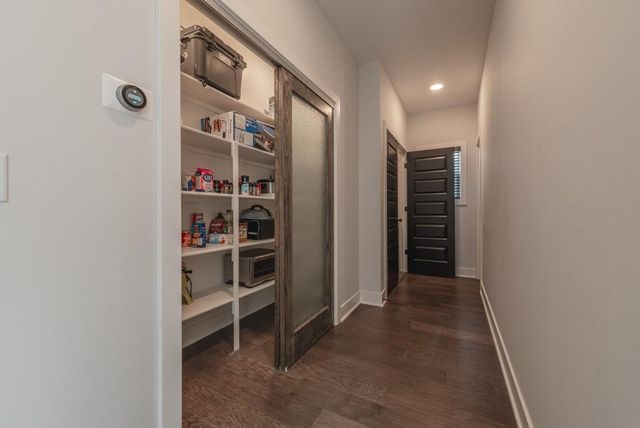 4436 TRACY Avenue, Kansas City, MO 64110