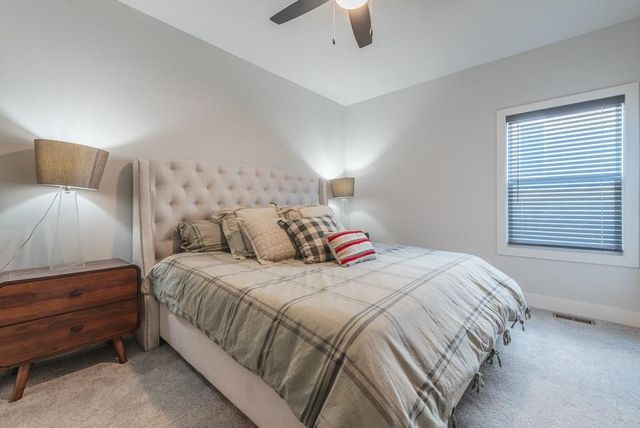 4436 TRACY Avenue, Kansas City, MO 64110