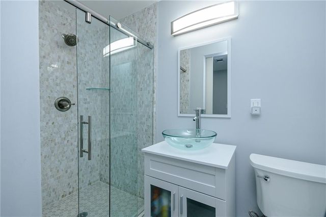 1716 Crowes Lake Court, Lawrenceville, GA 30043