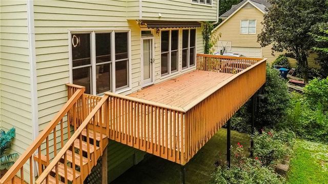 1716 Crowes Lake Court, Lawrenceville, GA 30043