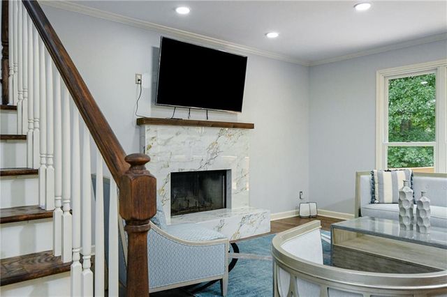1716 Crowes Lake Court, Lawrenceville, GA 30043