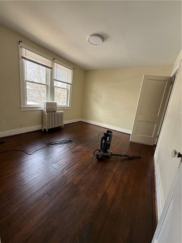 2332 Sherbrook St, Squirrel Hill, PA 15217
