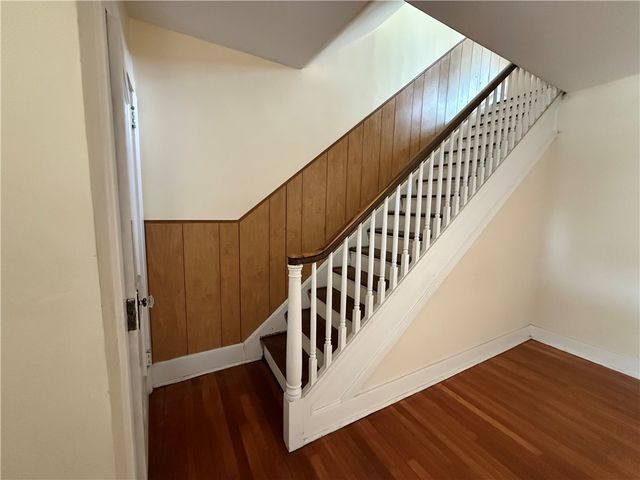 2332 Sherbrook St, Squirrel Hill, PA 15217