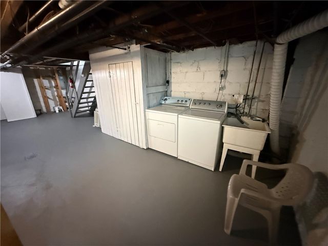 2332 Sherbrook St, Squirrel Hill, PA 15217