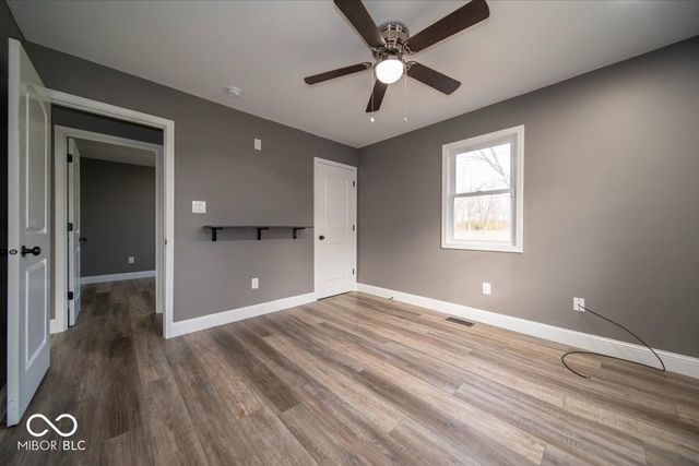 9292 S Tomahawk Trail, Markleville, IN 46056