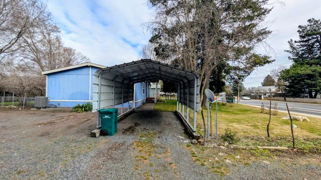 5131 Bristol Avenue, Klamath Falls, OR 97603