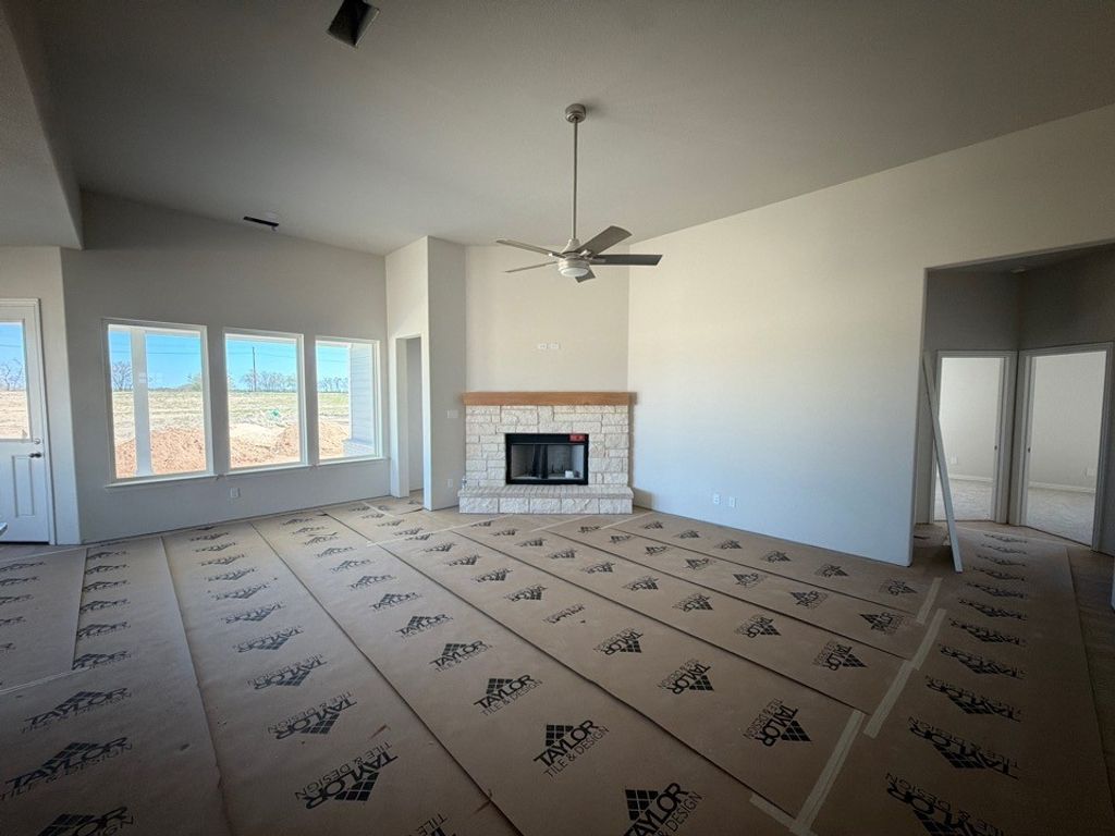 160 Meadow Bend Drive, New Fairview, TX 76078 — photo 5