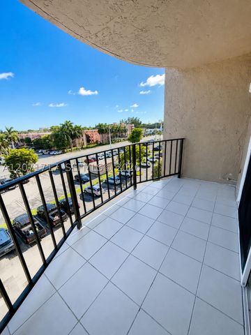 5199 NW 7th St 501E, Miami, FL 33126