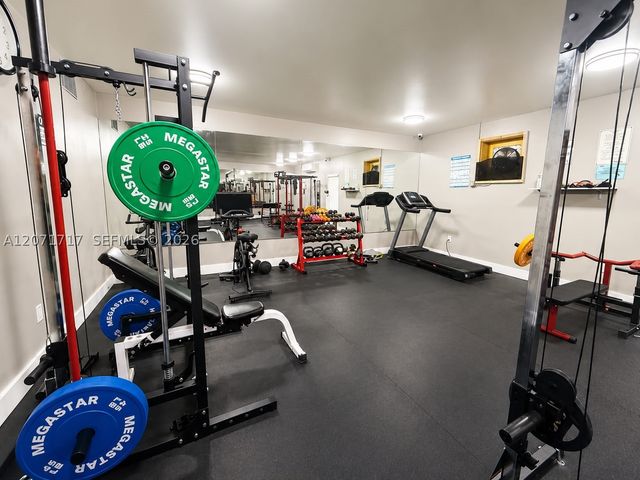 5199 NW 7th St 501E, Miami, FL 33126
