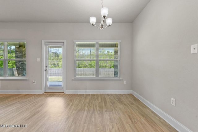 12213 Savannah Circle, Ocean Springs, MS 39564