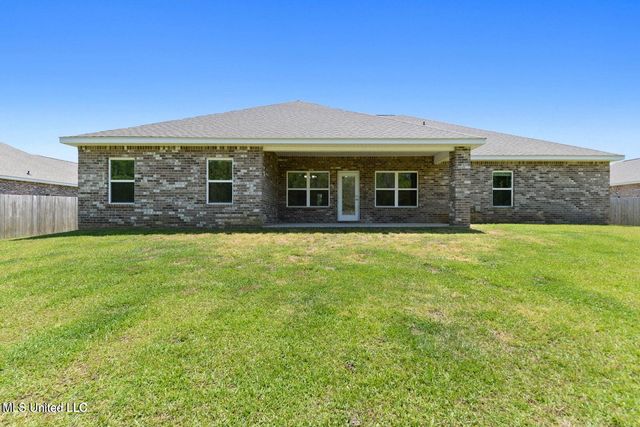 12213 Savannah Circle, Ocean Springs, MS 39564
