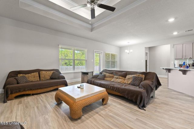 12213 Savannah Circle, Ocean Springs, MS 39564