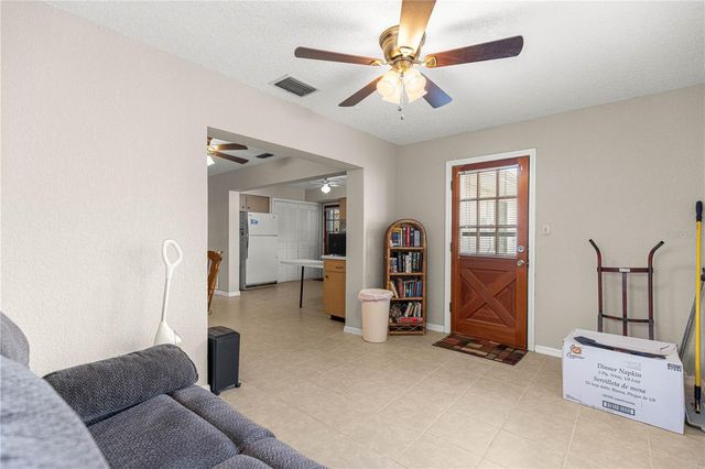 1301 NICHOLS DRIVE, Tavares, FL 32778