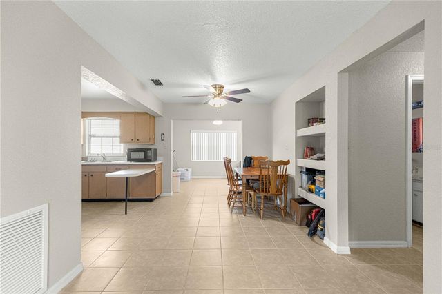 1301 NICHOLS DRIVE, Tavares, FL 32778