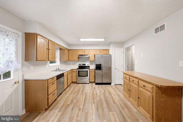 120 COMANCHE TRL, Winchester, VA 22602