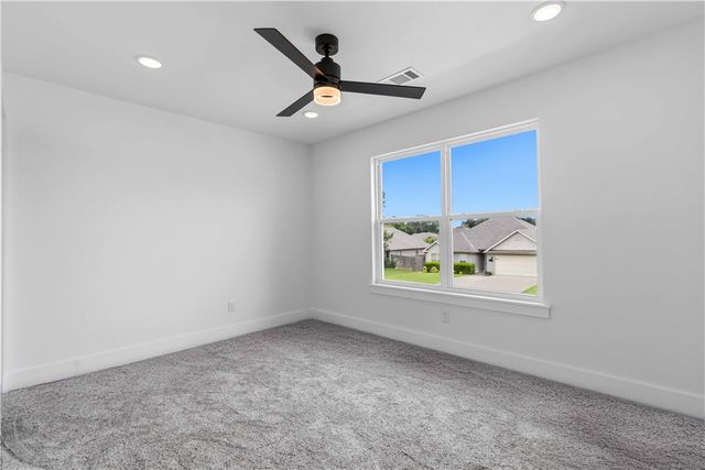5404 SW Remington Road, Bentonville, AR 72713