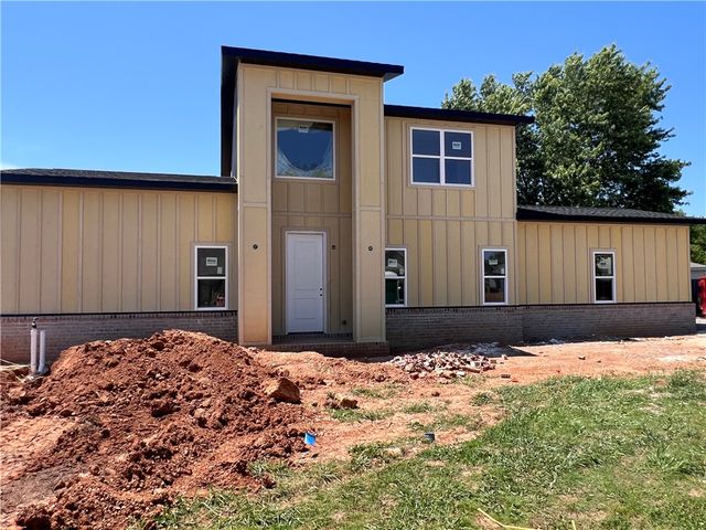 5404 SW Remington Road, Bentonville, AR 72713