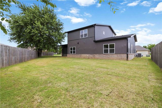 5404 SW Remington Road, Bentonville, AR 72713