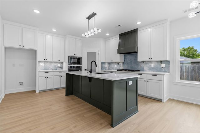 5404 SW Remington Road, Bentonville, AR 72713