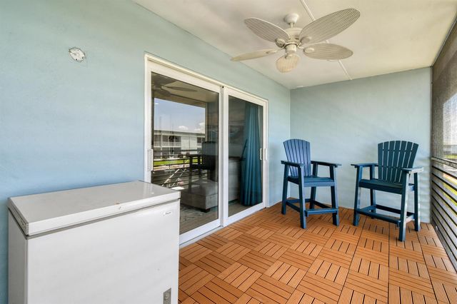 117 Lehane Terrace 211, North Palm Beach, FL 33408