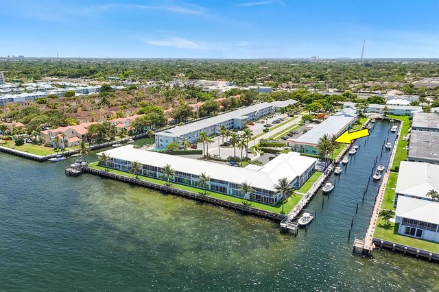 117 Lehane Terrace 211, North Palm Beach, FL 33408