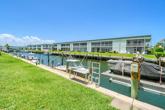 117 Lehane Terrace 211, North Palm Beach, FL 33408