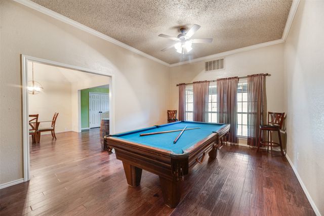 2921 Oak Ridge Drive, Hurst, TX 76054