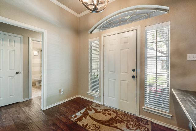 2921 Oak Ridge Drive, Hurst, TX 76054