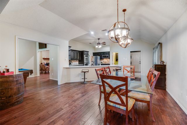 2921 Oak Ridge Drive, Hurst, TX 76054