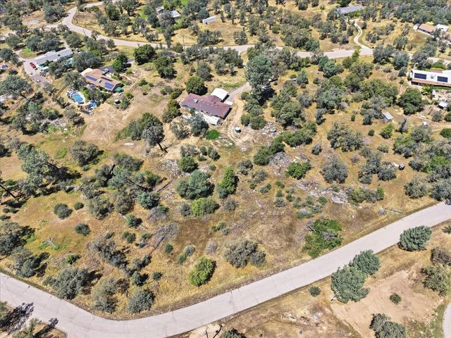 37494 Eagle Drive, Raymond, CA 93653
