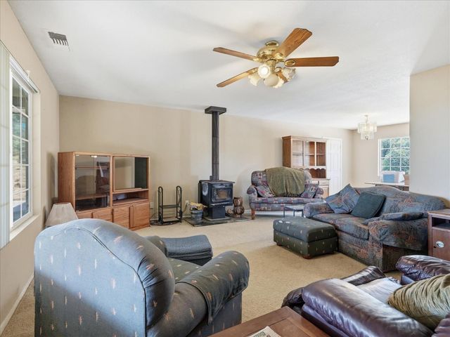 37494 Eagle Drive, Raymond, CA 93653