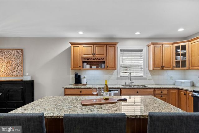 1210 OCEAN PKWY, Ocean Pines, MD 21811