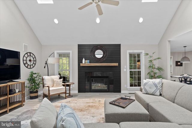 1210 OCEAN PKWY, Ocean Pines, MD 21811